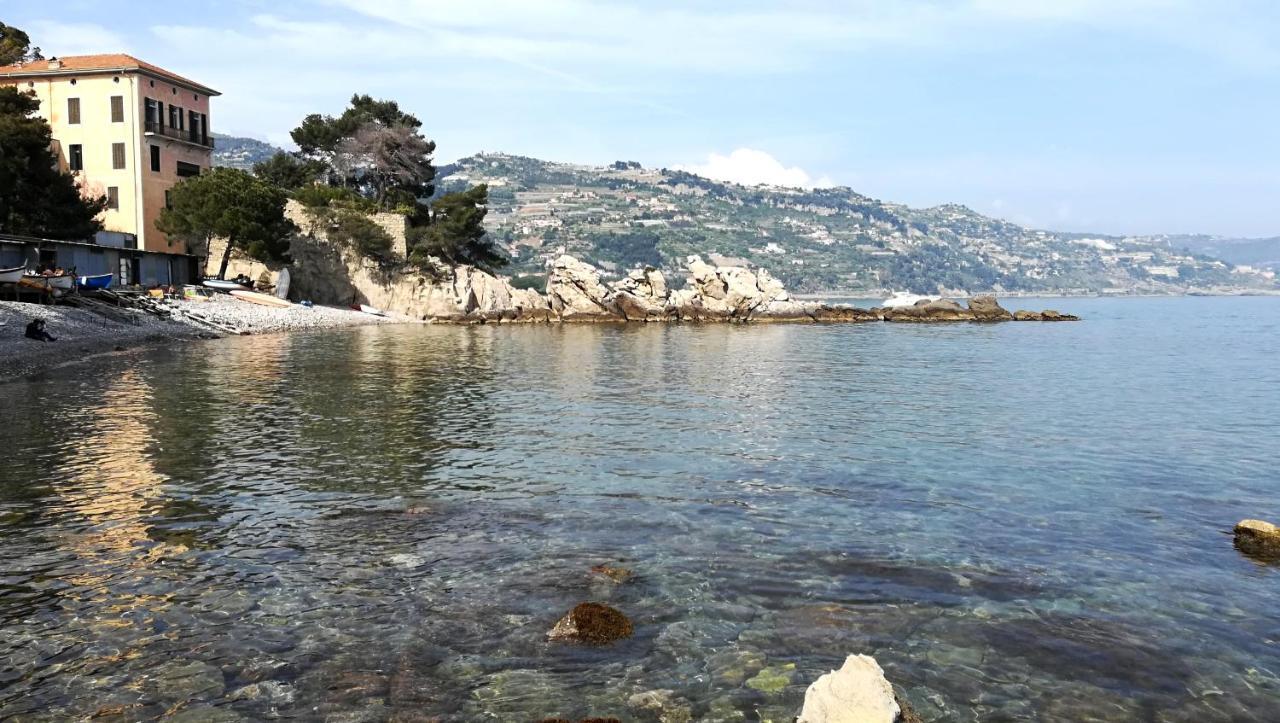 La Casetta Mortola Inferiore Buitenkant foto
